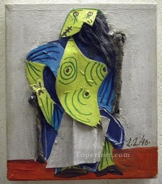 Mujer sentada en un sillón 3 1940 cubista Pablo Picasso Pinturas al óleo